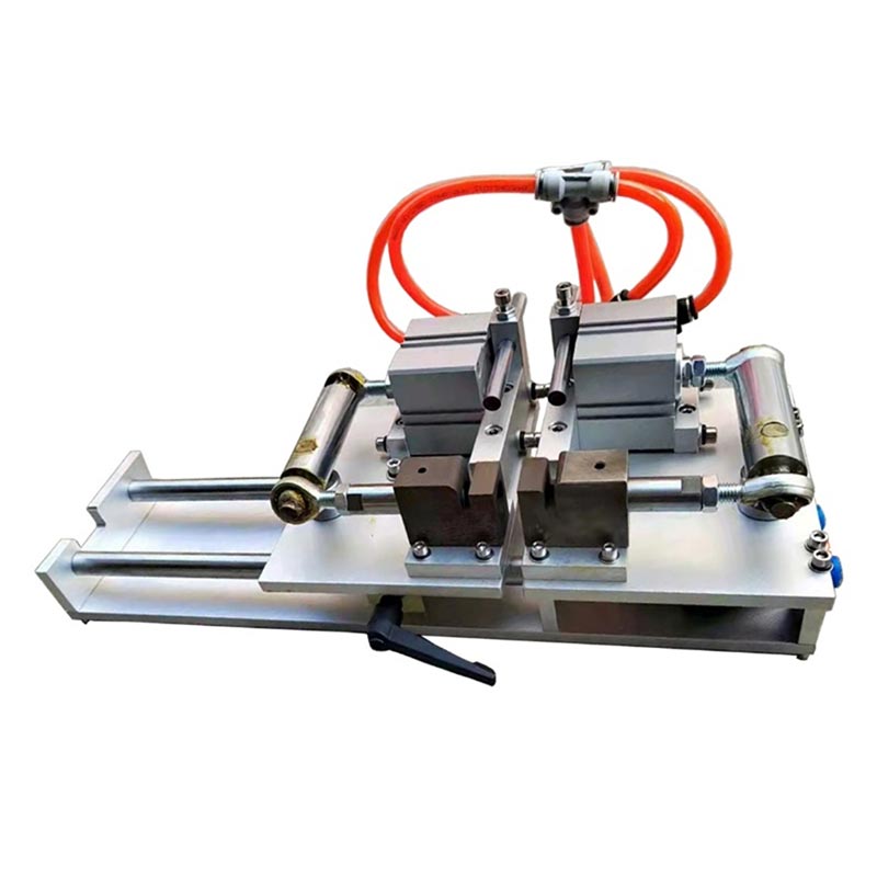 Perforator pentru cutie rigidă