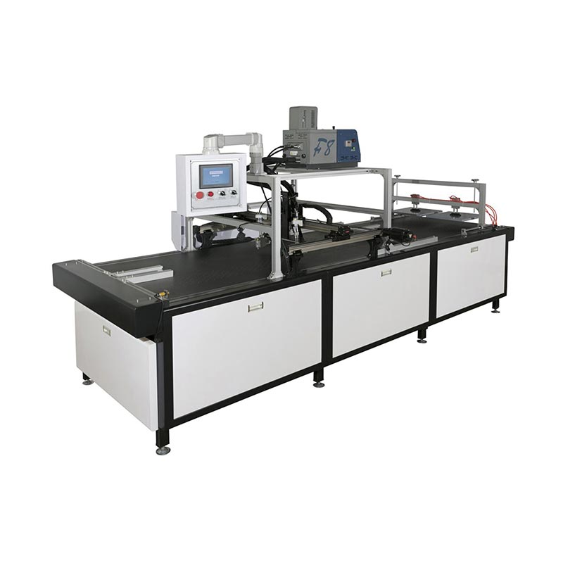 Mașină de asamblare semi-automată a cutiei